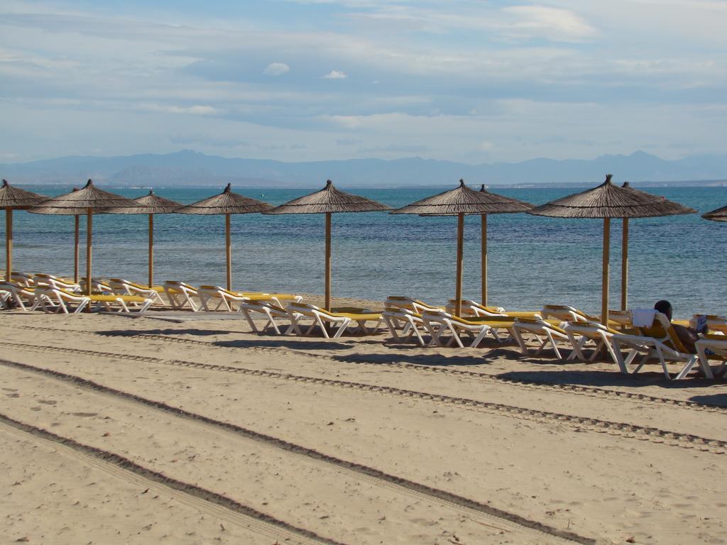 Apartament Pinada Beach La Mata  Ruang foto