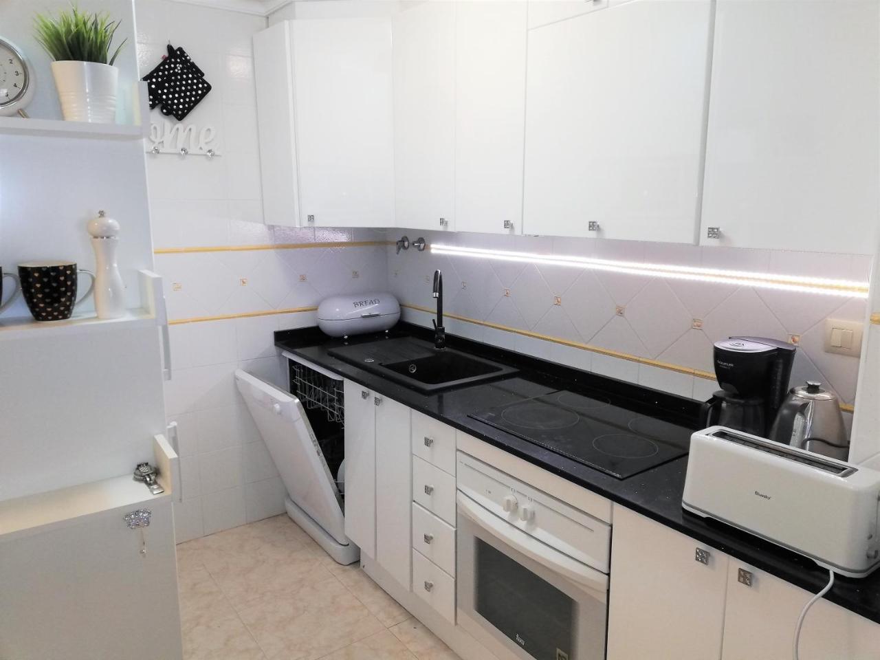 Apartament Pinada Beach La Mata  Bagian luar foto
